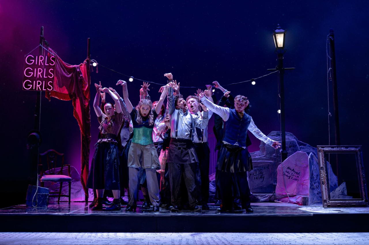A production photograph from Jekyll & Hyde.